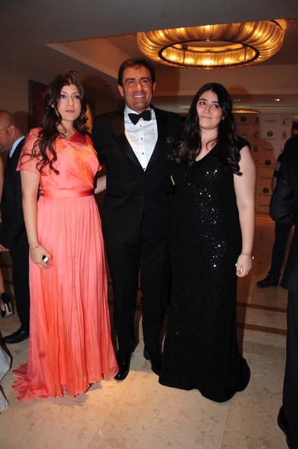 MERVE, MURAT, MİNA AKSU 