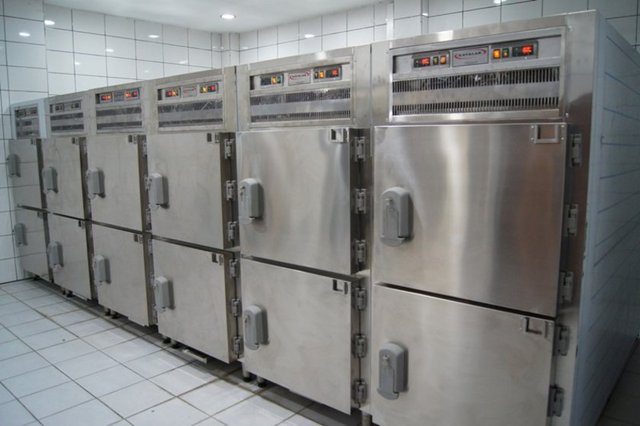 Savaşta ölen insanların vuruldukları şekilde katılaşmaları da bu yüzden oluyor.