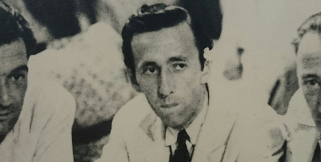 Bir de sevgilim vardır pek muteber - ismini söylemem - edebiyat tarihçisi bulsun"