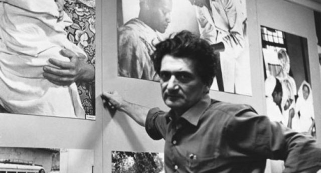 Karadutum, çatal karam, çingenem - Nar tanem, nur tanem, bir tanem - Ağaç isem dalımsın salkım saçak - Petek isem balımsın ağulum - Günahımsın, vebalimsin. - Dili mercan, dizi mercan, dişi mercan - Yoluna bir can koyduğum - Gökte ararken yerde bulduğum -