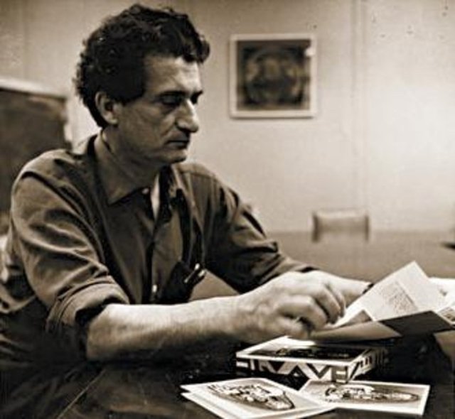 1946'da menenjit-tüberküloza yakalandı. 2. Dünya Savaşı yeni bitmişti, ilaçlar çok pahalıydı. Bedri Rahmi birçok tablosunu sattıysa da Mari'yi kurtaramadı. O dönem içkiye başladı. 1949'da Büyük Kulüp'te bu şiiri okurken ağlamaya başladı.