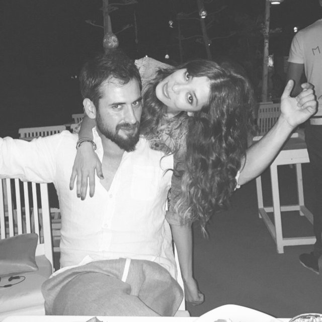 SELİN ŞEKERCİ  - Eniştecimle akşam akşam delirmeler