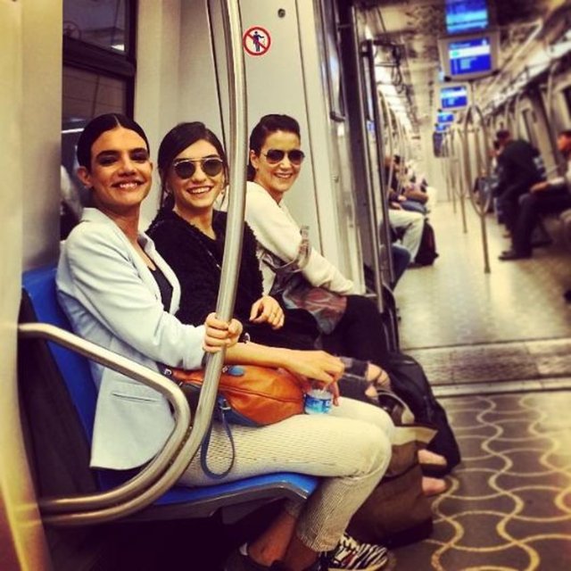 GÖZDE KANSU - Hayaller havayolları hayatlar demiryolları Medcezir