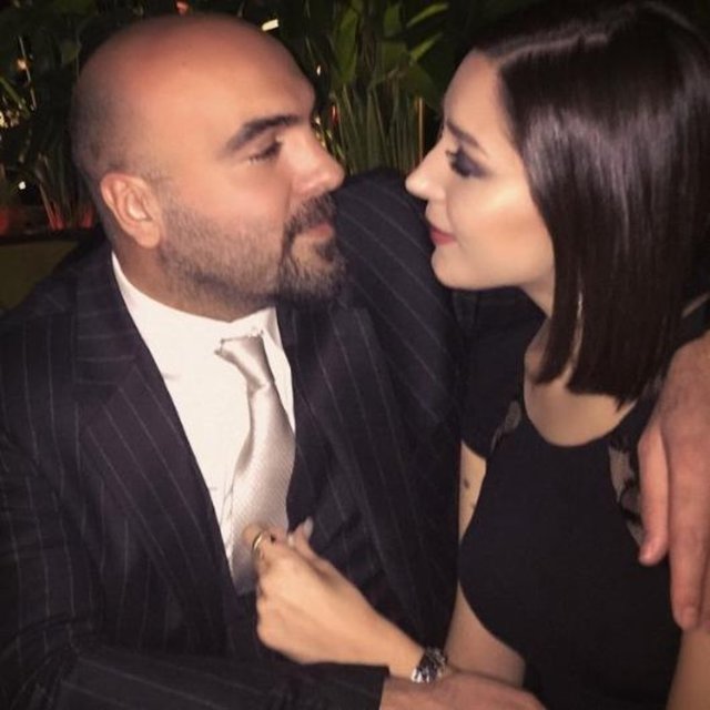 ECE GÜRSEL - Sen bana böyle baktığın sürece bize hiçbir şey olmaz... Bak şaka maka yarım yılı devirdik neredeyse