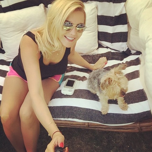 ECE ERKEN  - Eymencik uyuyor,biz salıncak keyfi yapıyoruz