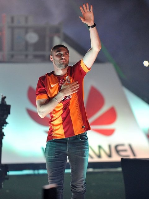 Stat skorbordunda ligde kazanılan 20 şampiyonluğun önemli anlarından görüntülere ve fotoğraflara yer verildi.