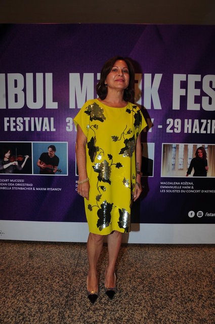 ZEYNEP HAMEDİ