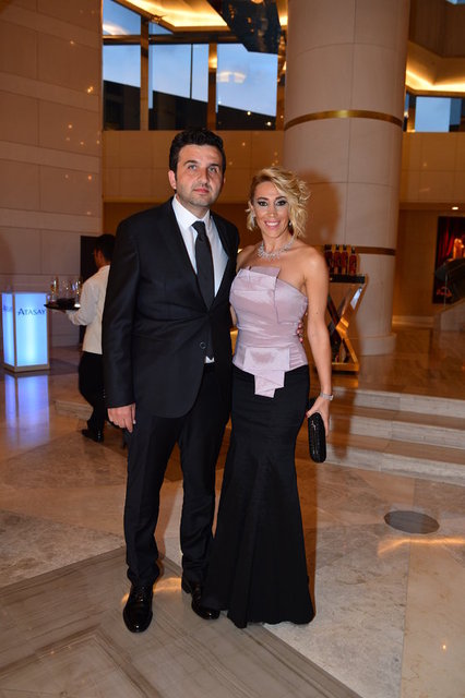 BURAK - ÖZNUR YAKIN 