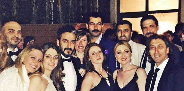 HT Magazin ekibi gecede tam kadro hazır bulundu.