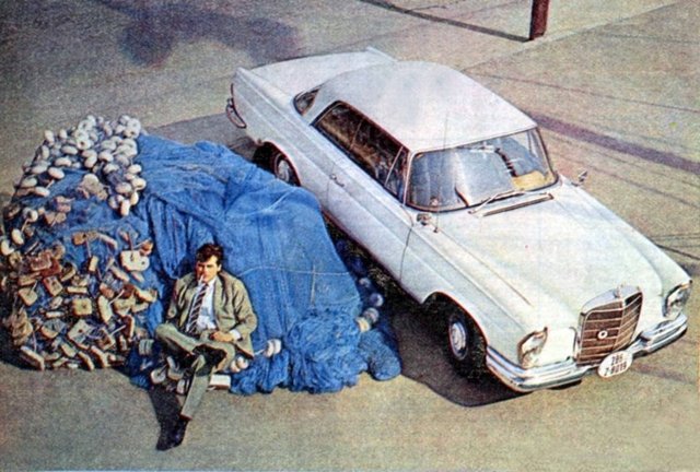 Tamer YİĞİT (1942)1966 yılında Tamer YİĞİT, 85.000 TL'ye bir Alman turistten satın aldığı, "285 Z- 8019" plakalı, 1962 model Mercedes 2020 SE'ye sahipti.