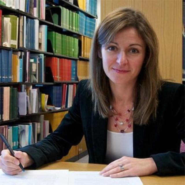 23- Doç. Feryal ÖzelAstronomi ve Fizik, University of Arizona