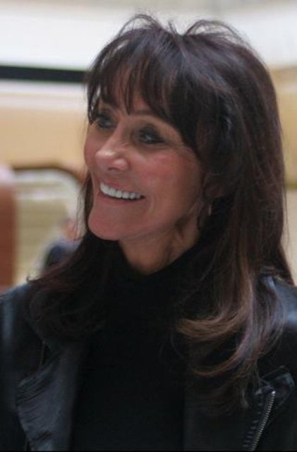Diane Hendricks    	3.7 Milyar Dolar