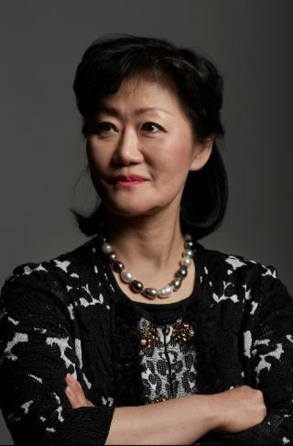 Thai Lee 	1.1 Milyar Dolar