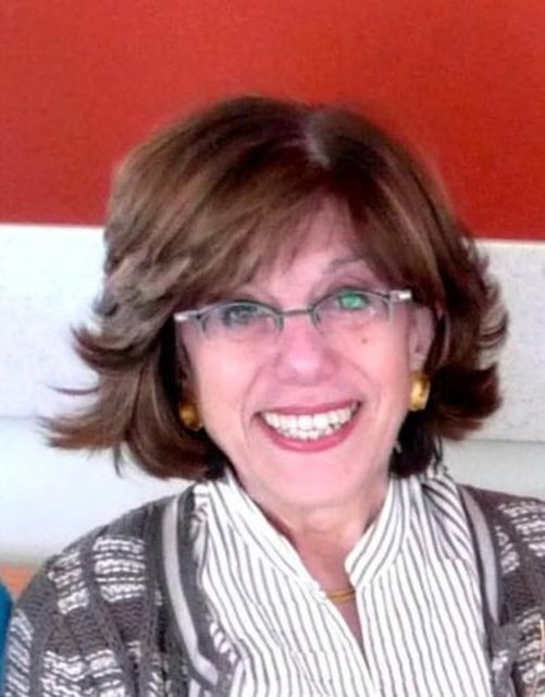 19- Ciğdem Balım HardingYakın Doğu Dilleri ve Kültürleri Bölümü kıdemli öğretim görevlisi, Indiana University