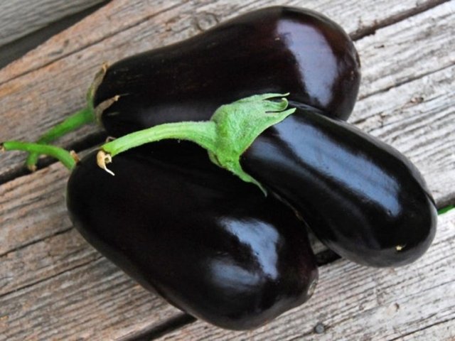 Grotto'ya göre besinlerin renginin koyu olmasını sağlayan bileşenler aynı zamanda kanser önleyici etkiye sahip.