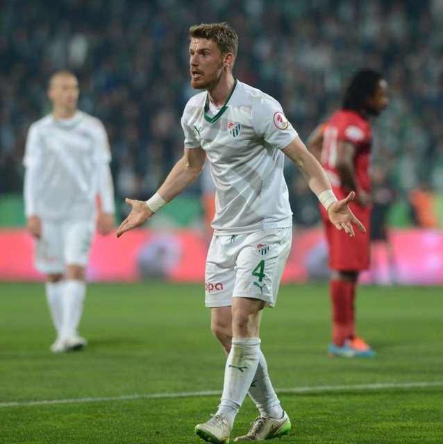 Serdar Aziz (Bursaspor)