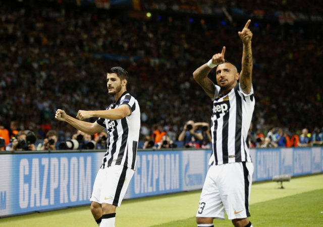 11- Juventus (350 milyon dolar)