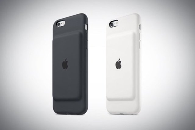 Kılıf için 2 renk seçeneği mevcut.