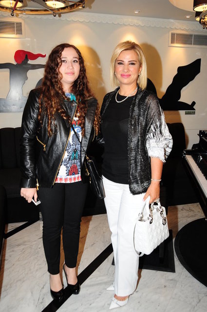 ZEYNEP, ZÜLEYHA ÖZGÜL 
