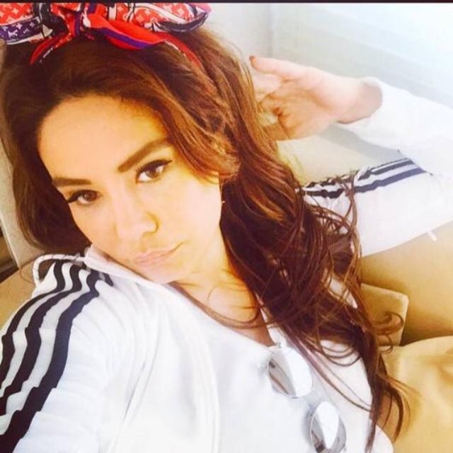 ESRA BALAMİR - Vedalar gözüyle sevenler içindir... Çünkü gönülden sevenler ayrılmaz