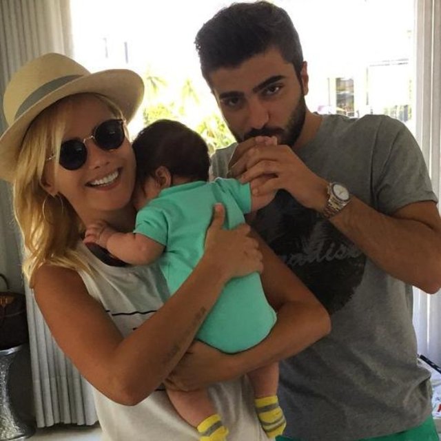 ECE ERKEN - Mutlu haftalar.  -  -