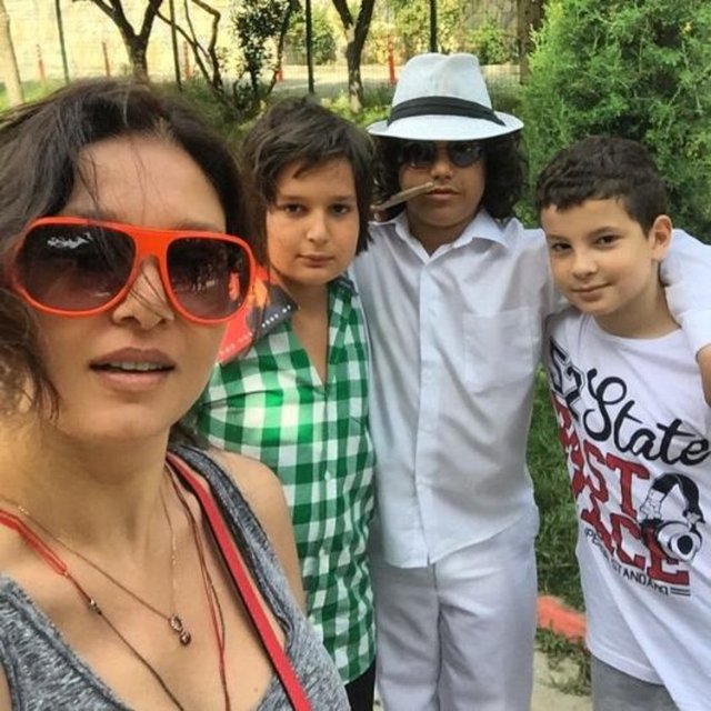 NURGÜL YEŞİLÇAY - Bizim okul kapanmadı,iş devam ediyor  -