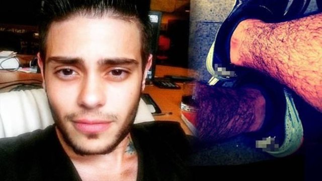 Rüzgar Erkoçlar kendisine hediye edilen ayakkabıları giyip Instagram sayfasından paylaştı.Ancak takipçilerin dikkatini ayakkabılardan çok, Erkoçlar'ın bacağındaki kılların yoğunluğu çekti. Bu fotoğrafın altına yüzlerce yorum yapıldı.