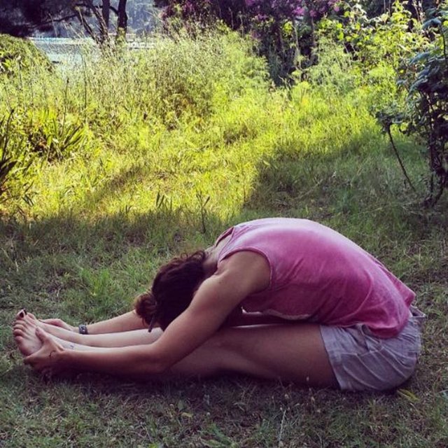 GÖKÇE BAHADIR - Bedenimin farkındayım.