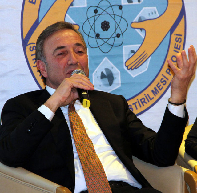 HAMDİ AKIN
