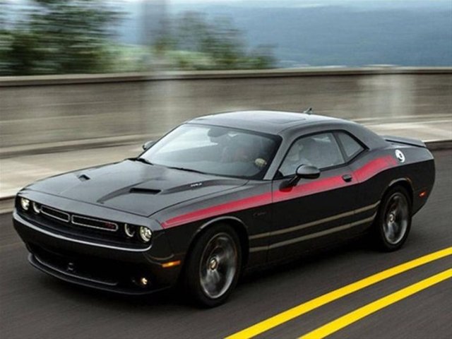 18- Dodge Challenger