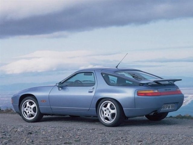 5-Porsche 928