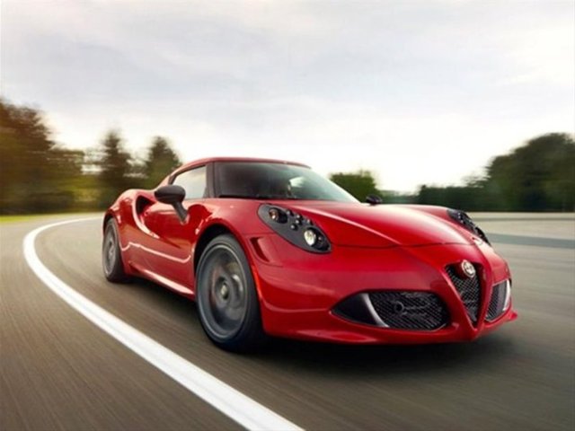 10- Alfa Romeo 4C