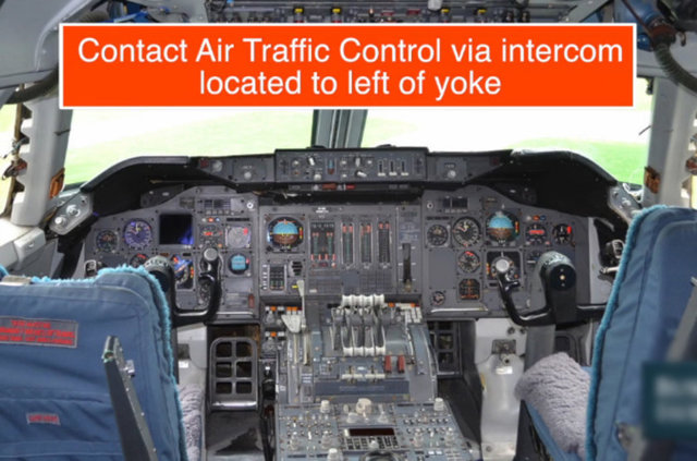 Sol tarafınızda hava trafiği kontrol bölümünü göreceksiniz