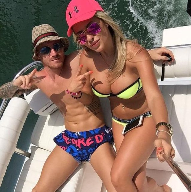 Miroslav Stoch ve sevgilisi