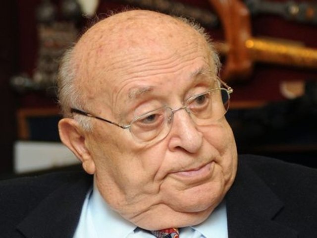 Sayın Başbakan, Yunanistan Ege Denizi'nin Yunan Gölü olduğunu savunuyor cevabınız ne olacak?