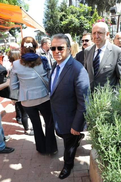 MESUT YILMAZ