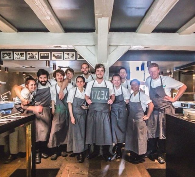 Temel ihtiyaçlarını karşılayabilmek için ufak tefek işlere ihtiyaçları olduğunu, hatta mecbur olduklarını anlatmışlar.