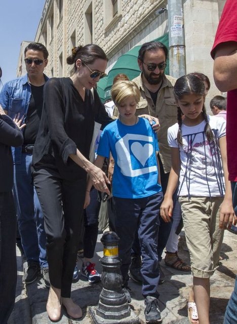 ANGELINA JOLIE VE KIZI SHILOH