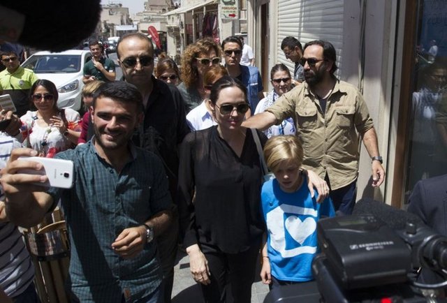 ANGELINA JOLIE VE KIZI SHILOH