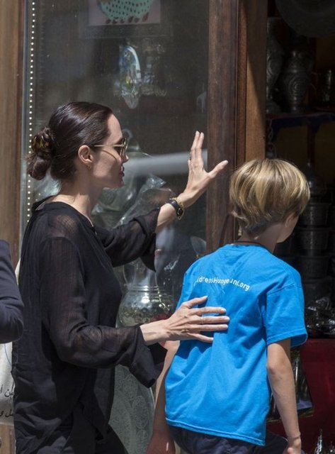 ANGELINA JOLIE VE KIZI SHILOH