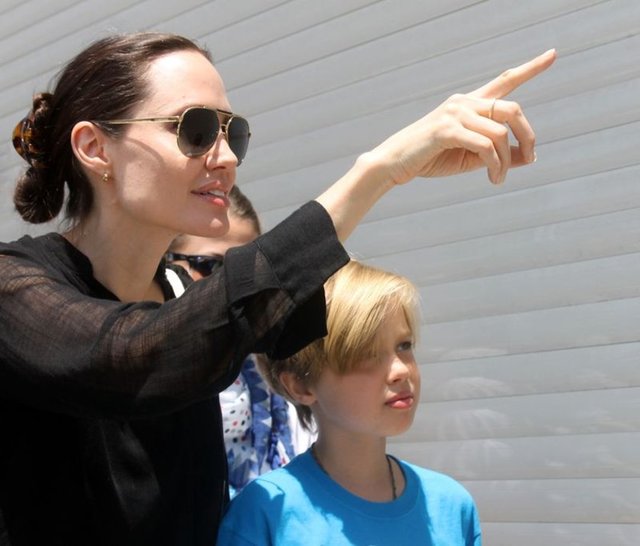 ANGELINA JOLIE VE KIZI SHILOH