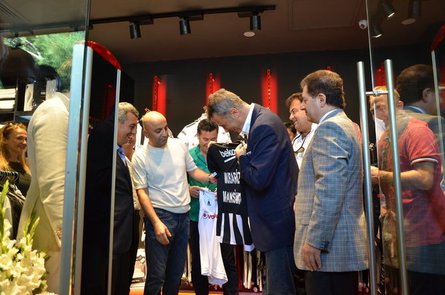 FİKRET ORMAN 