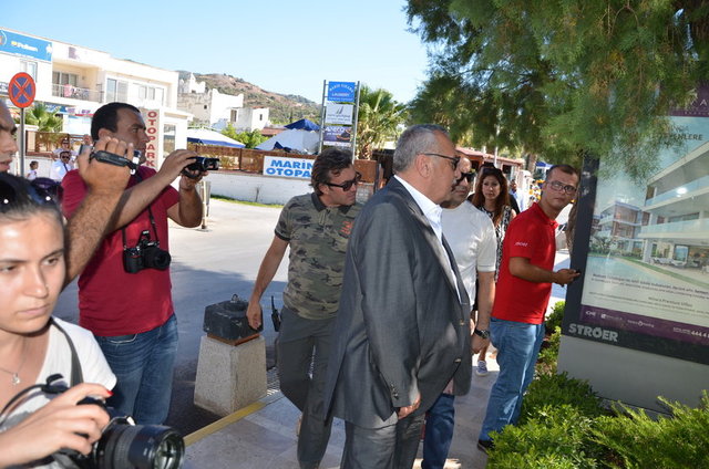 MEHMET AĞAR