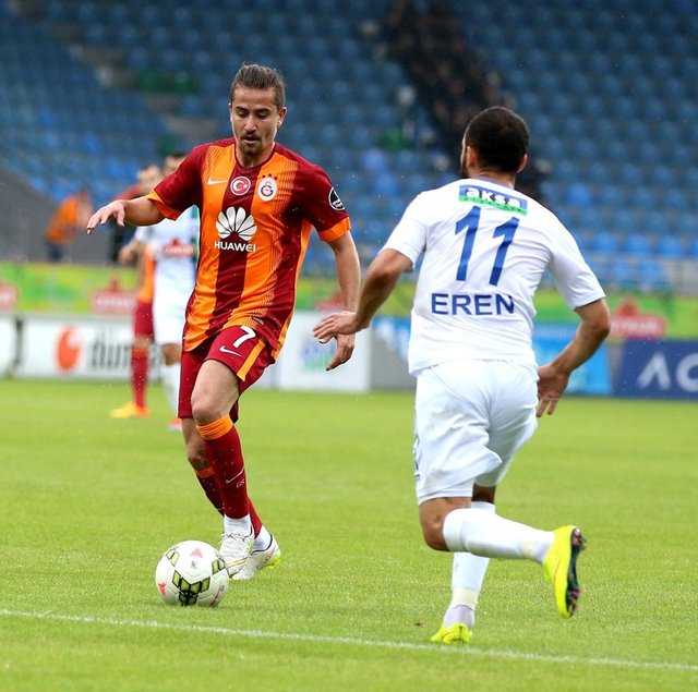 "Adam bizim takımda yaşlandı resmen,artık yeter!"
