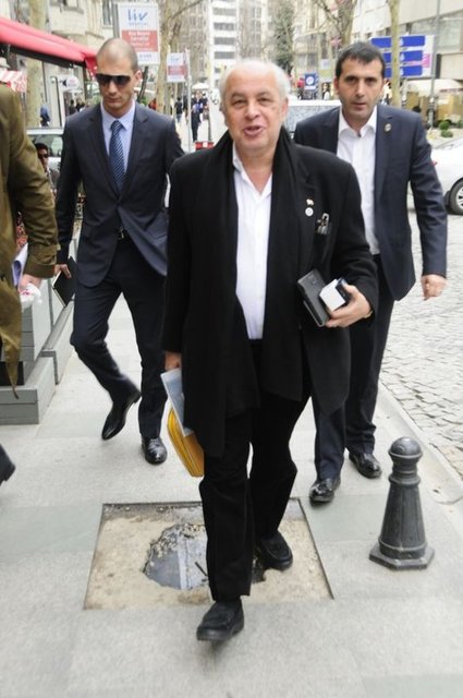 CEFİ KAMHİ 