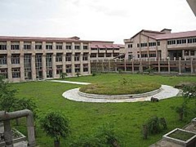 Indian Institute of Technology, Guwahati Hindistan 98
