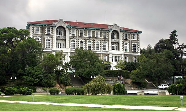 Boğaziçi Üniversitesi 7 TÜRKİYE