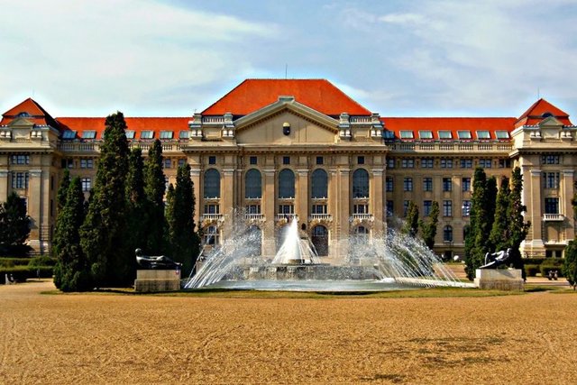 University of Debrecen 67