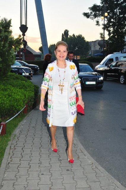 GÜNER AKIN