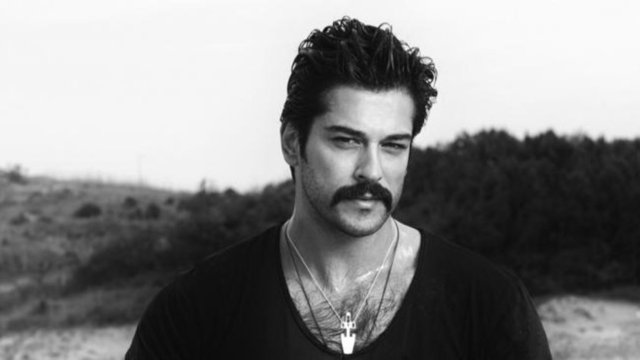 BURAK ÖZÇİVİT - Ödeyeceği vergi (TL): 1.077.582